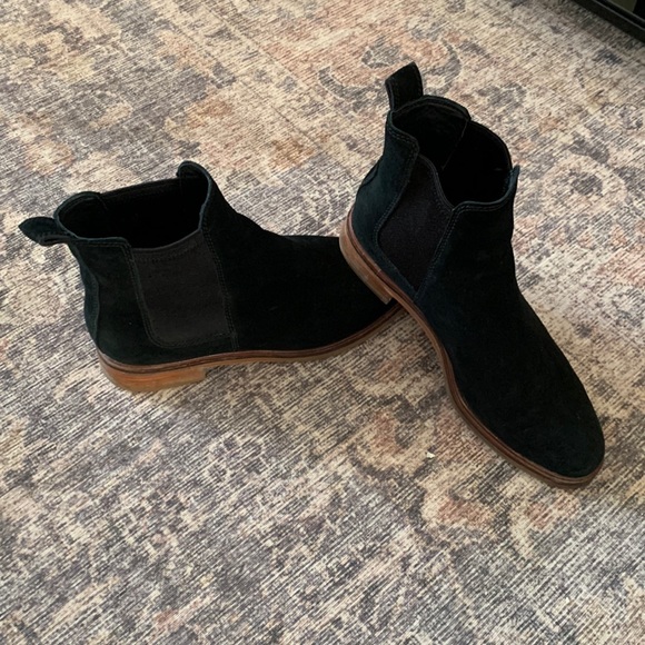Clarks Black Suede Chelsea Boots Size 4 